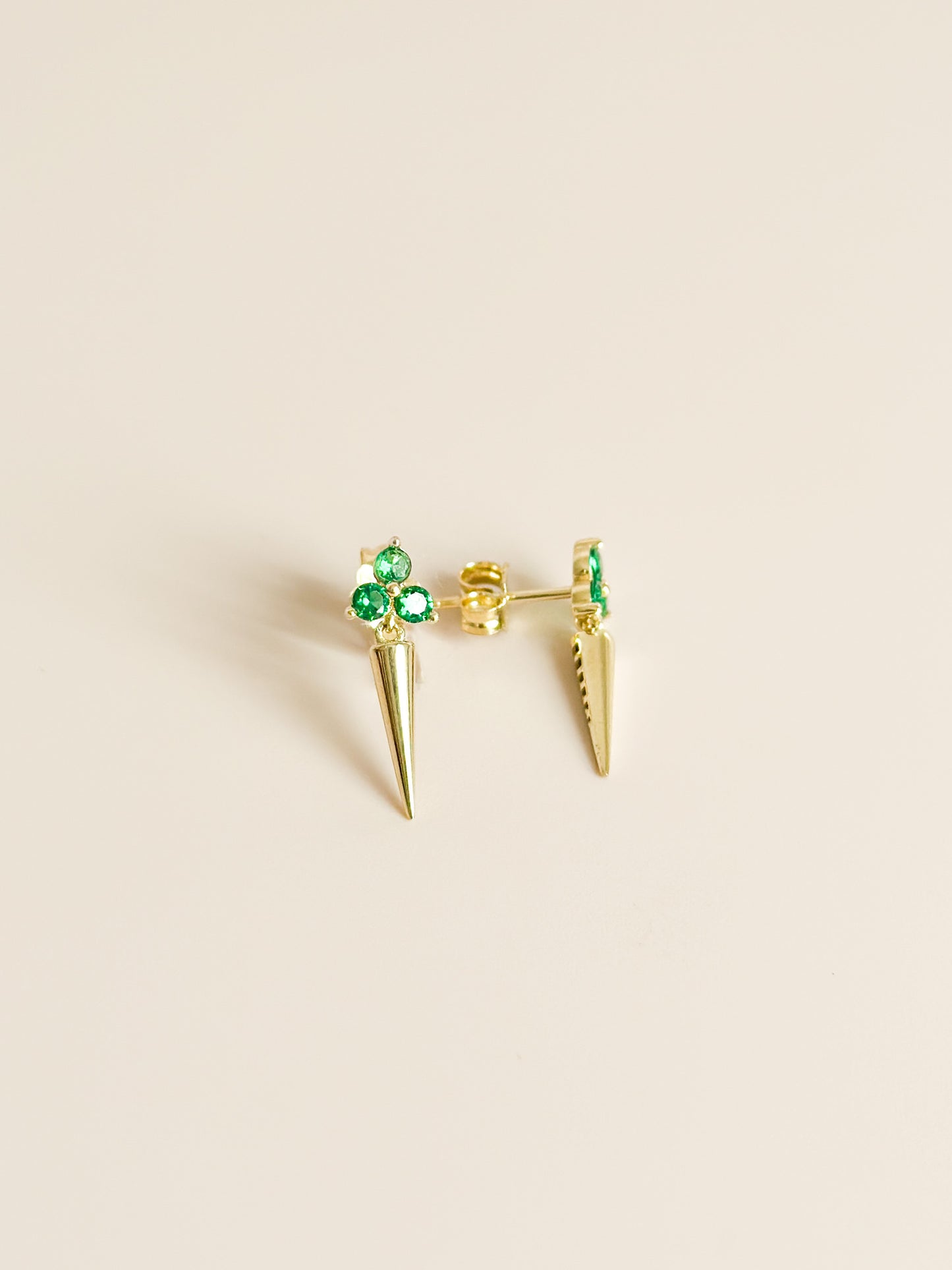 ARETES TELU