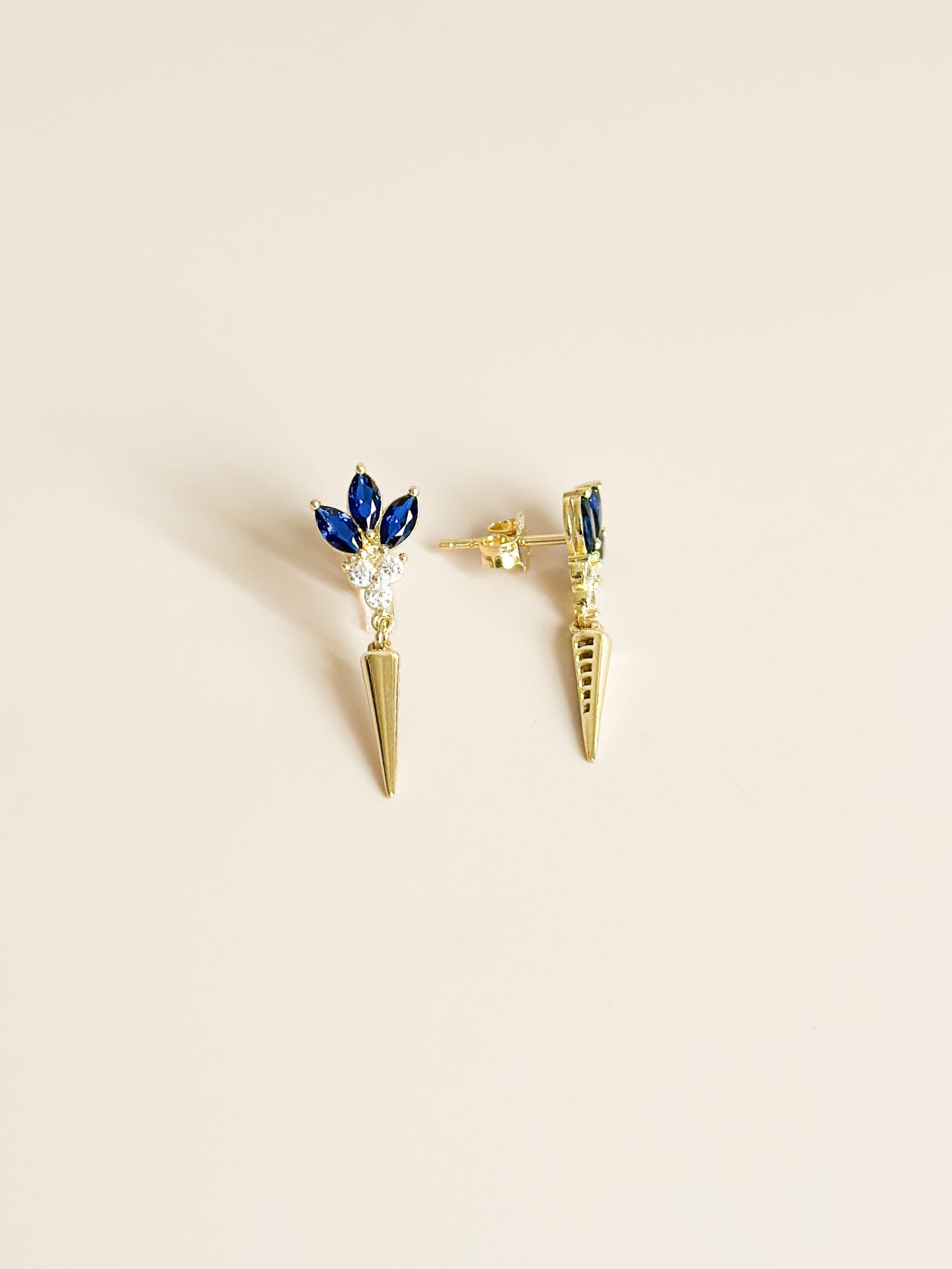ARETES LOTUS