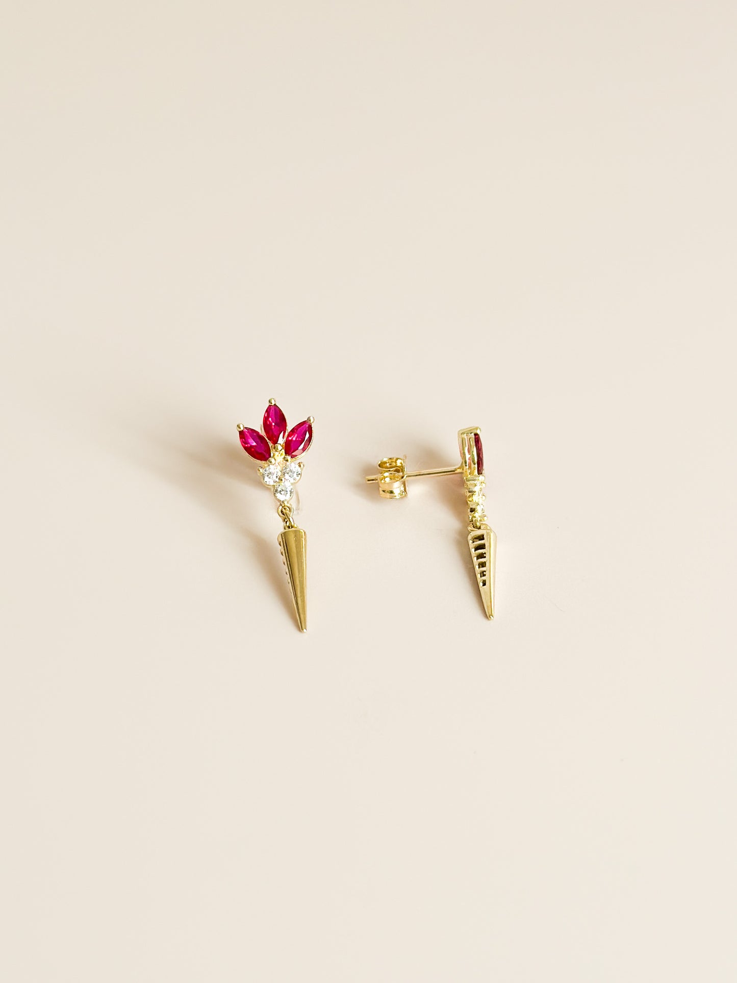 ARETES LOTUS