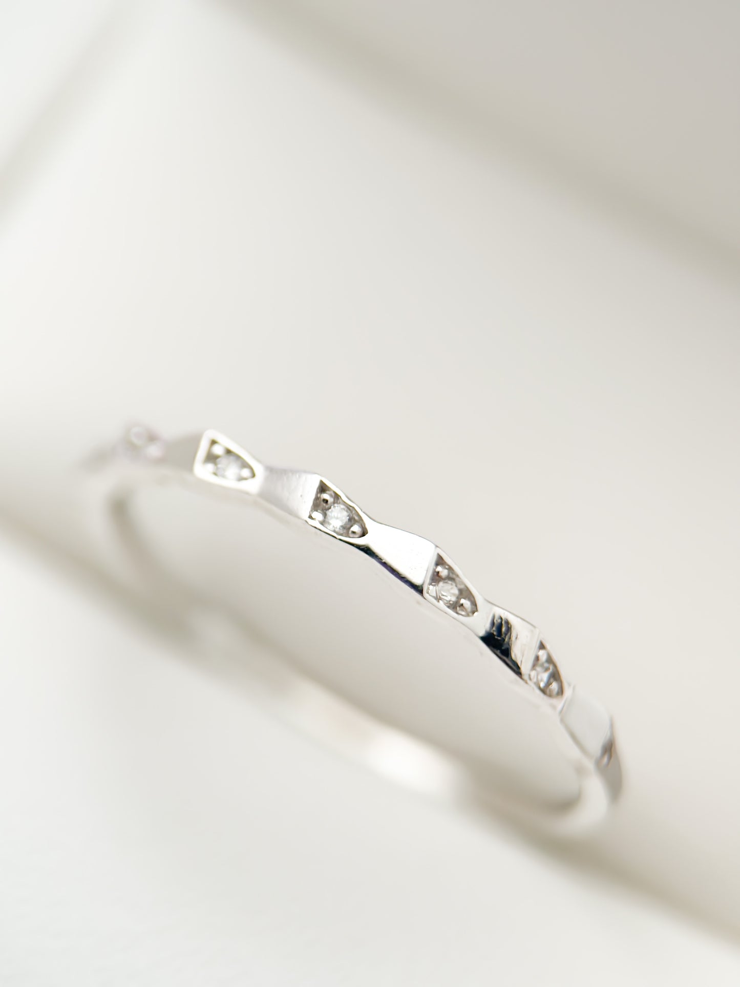 ANILLO NÍVEO