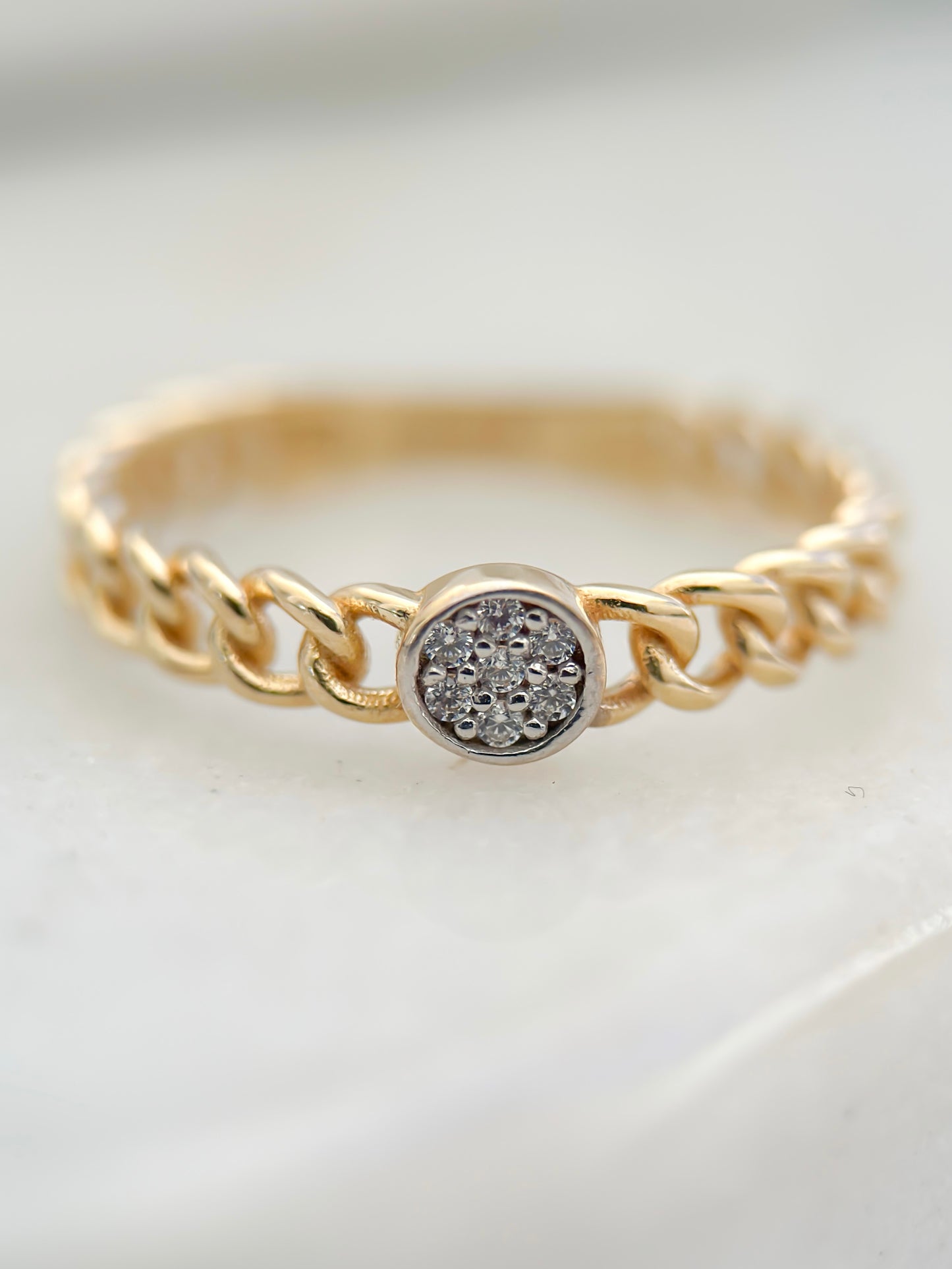 ANILLO ISALIA