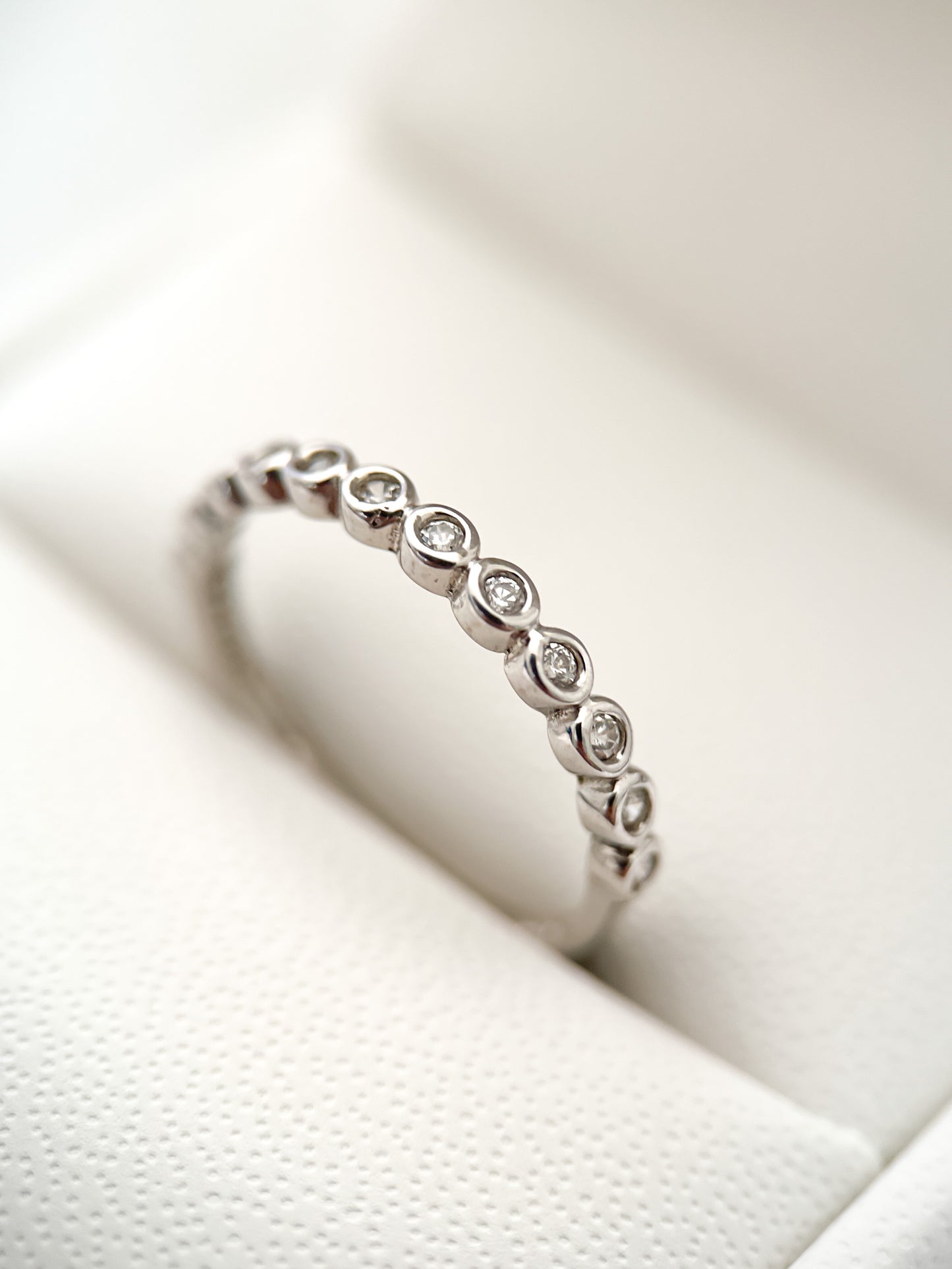 ANILLO ALBO